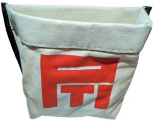 Manta Canvas Bolt Bag